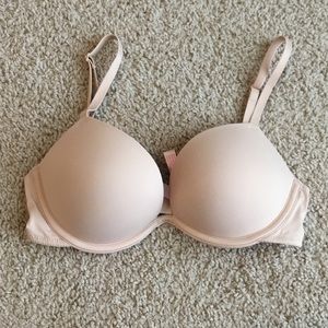 PINK Wear Everywhere Super Push-up Nude Bra